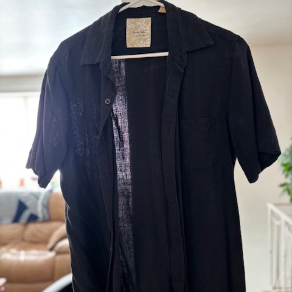 MENS SHORT SLEEVE BUTTON DOWN SHIRT SIZE M